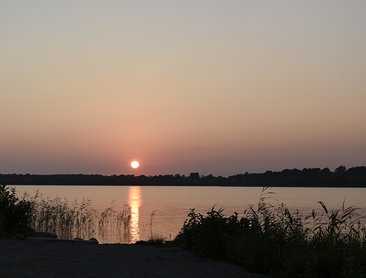 Solnedgång över Levrasjön